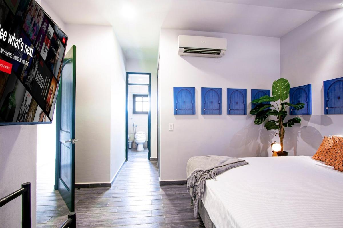 Amazinn Places Casco Viejo Billiard Table And Pool Panama City Exterior photo